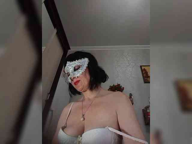 Lilya18 webcam