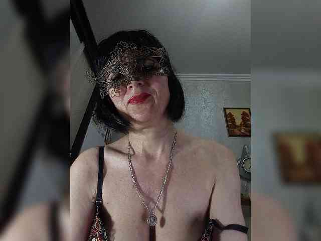Lilya18 webcam