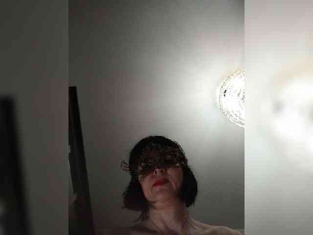 Lilya18 webcam