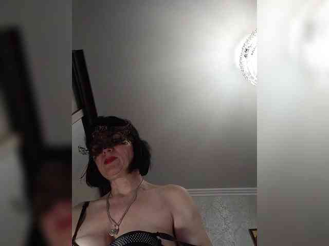Lilya18 webcam