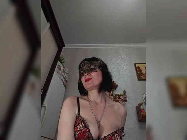 Lilya18 webcam