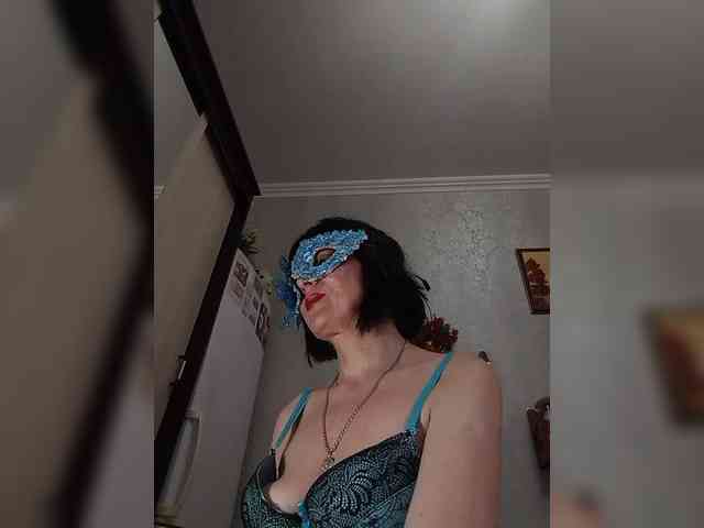 Lilya18 webcam