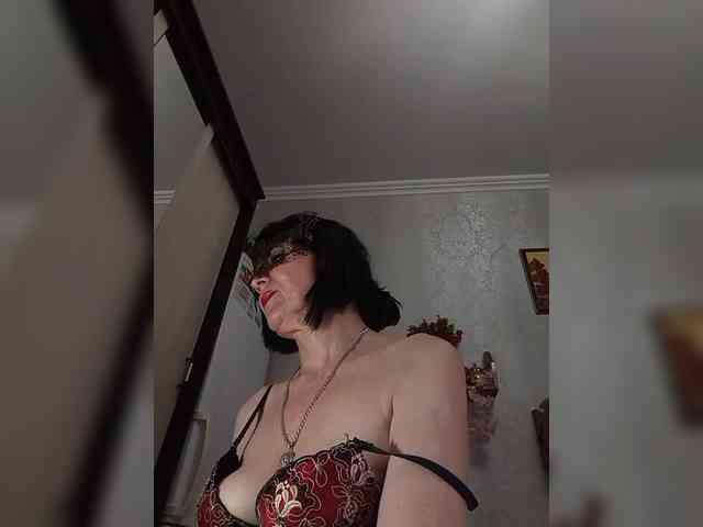 Lilya18 webcam