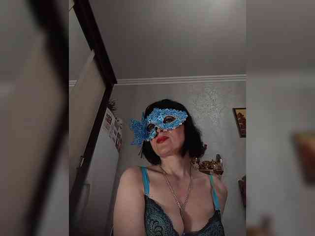 Lilya18 webcam
