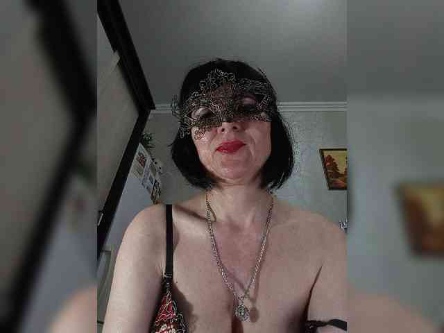 Lilya18 webcam