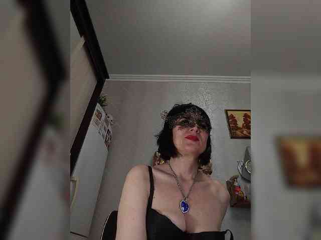 Lilya18 webcam