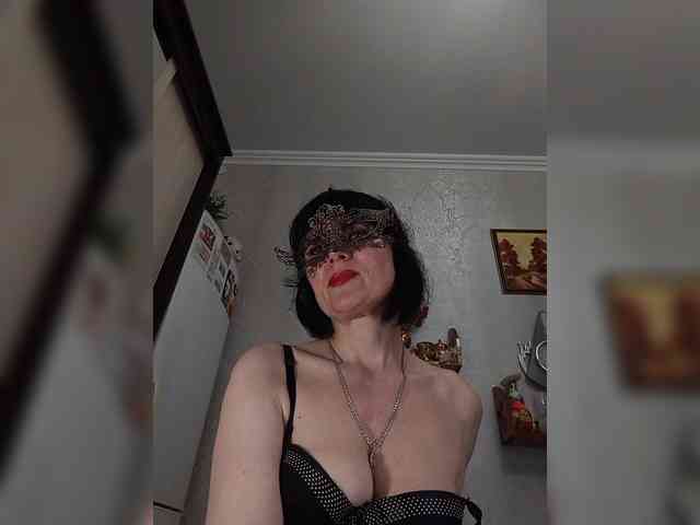 Lilya18 webcam