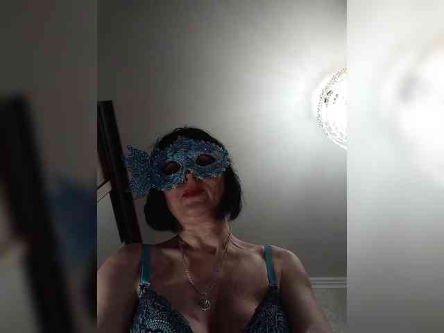 Lilya18 webcam