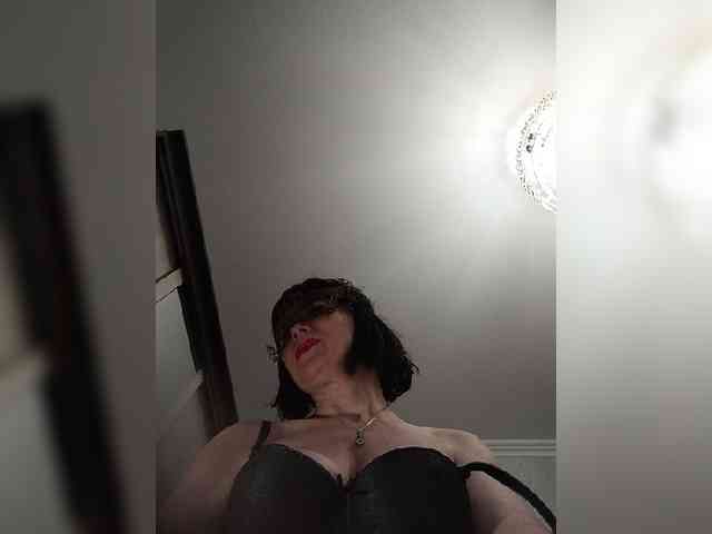Lilya18 webcam