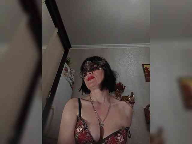 Lilya18 webcam