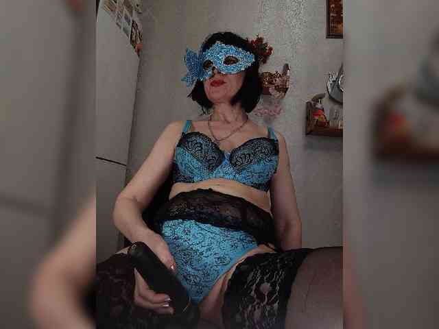 Lilya18 webcam