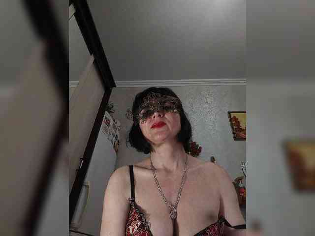 Lilya18 webcam