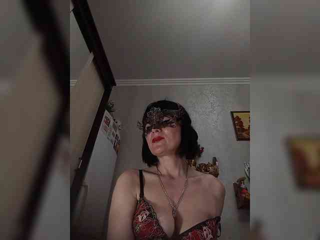 Lilya18 webcam