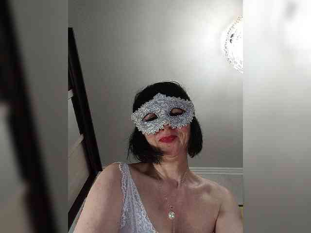 Lilya18 webcam