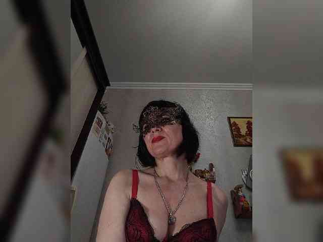 Lilya18 webcam