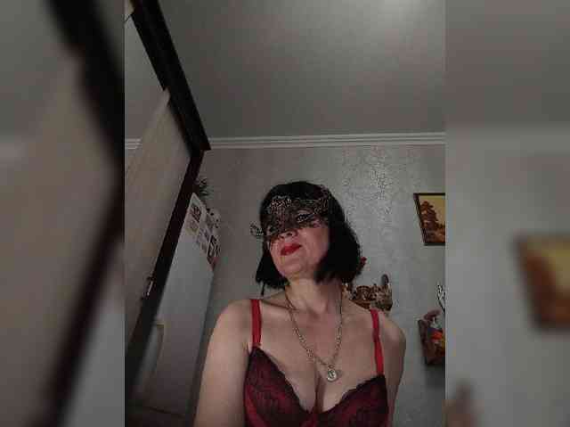 Lilya18 webcam