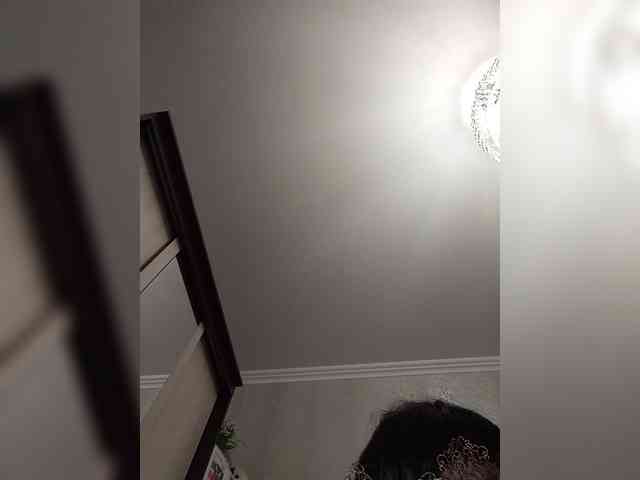 Lilya18 webcam