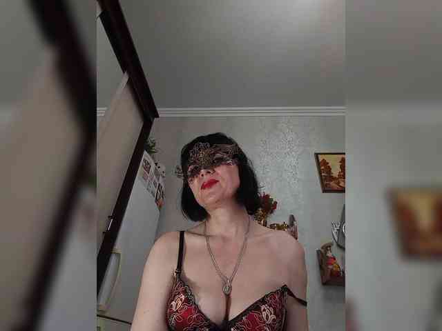 Lilya18 webcam