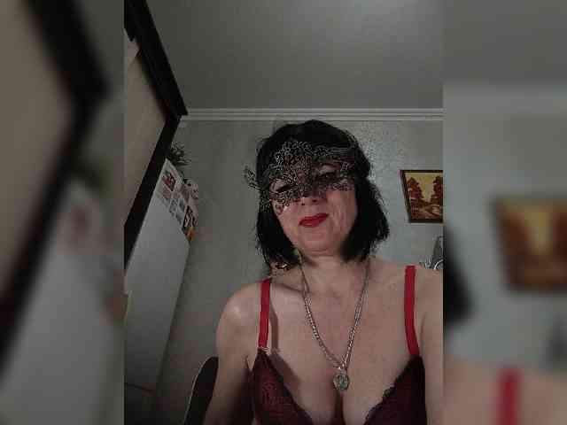 Lilya18 webcam