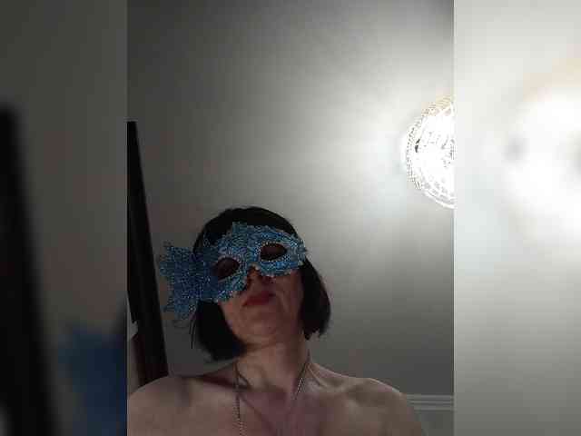 Lilya18 webcam