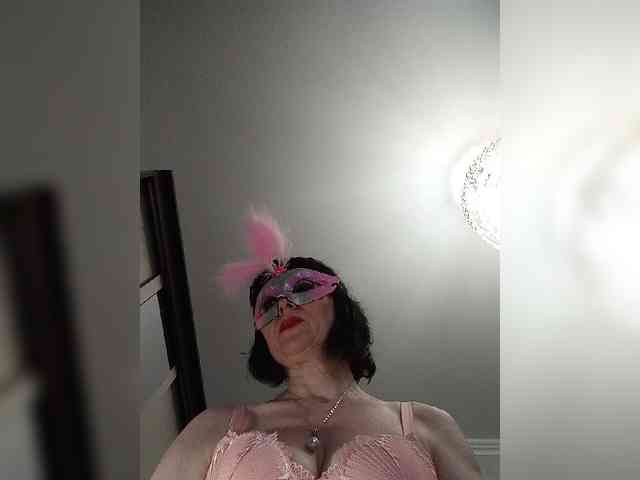 Lilya18 webcam