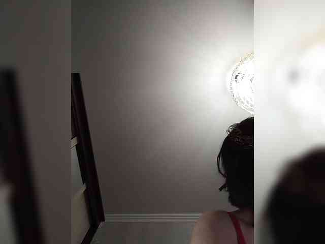 Lilya18 webcam