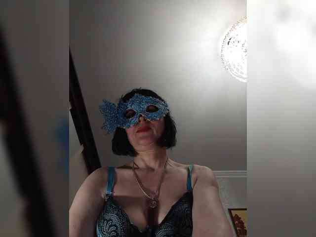 Lilya18 webcam