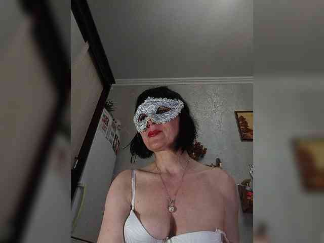 Lilya18 webcam