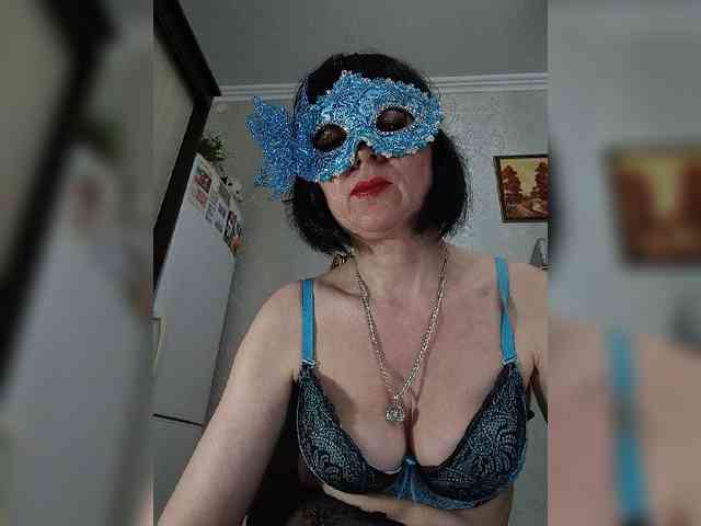 Lilya18 webcam