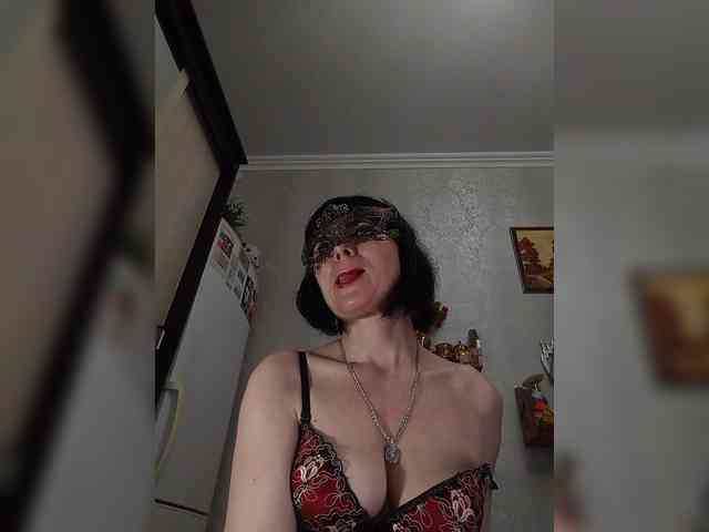 Lilya18 webcam