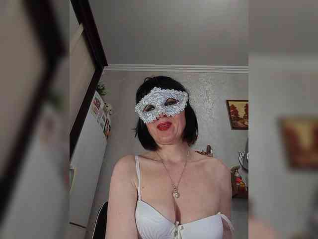 Lilya18 webcam