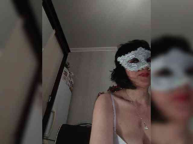 Lilya18 webcam