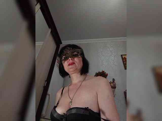 Lilya18 webcam