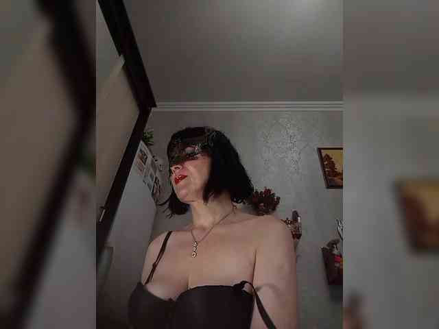Lilya18 webcam