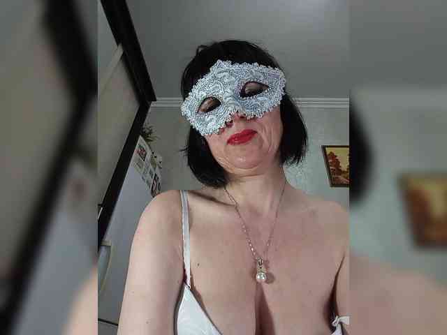 Lilya18 webcam
