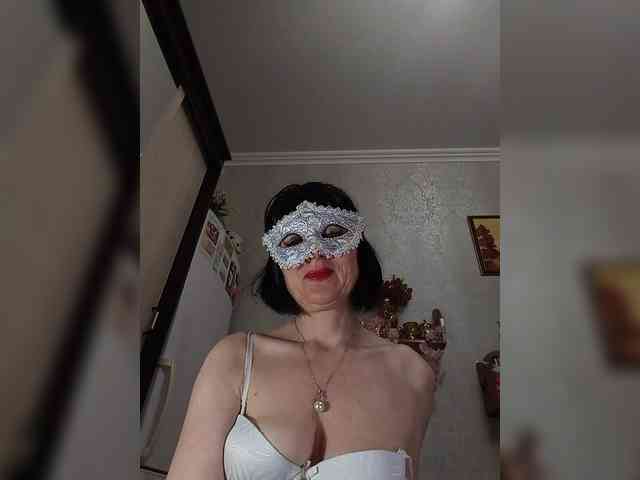 Lilya18 webcam