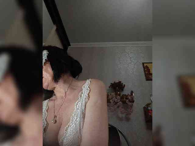 Lilya18 webcam