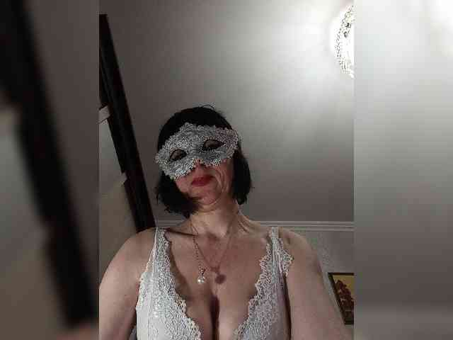 Lilya18 webcam