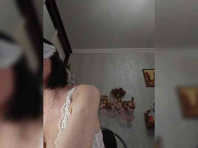 Lilya18 webcam