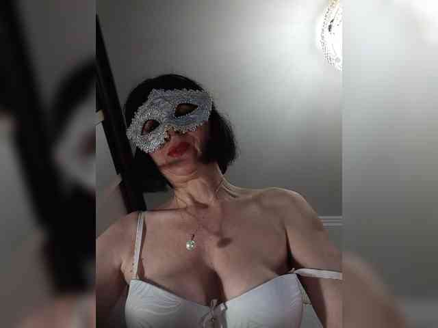 lilya18's live room