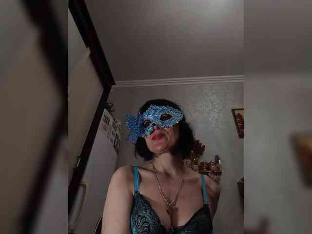 Lilya18 webcam