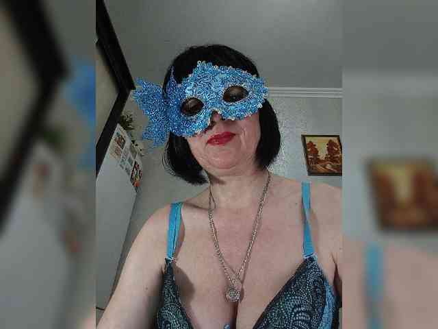 Lilya18 webcam