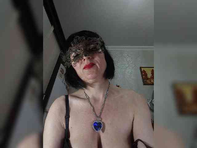 Lilya18 webcam