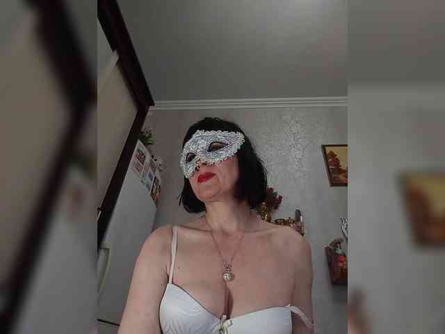 Lilya18 webcam