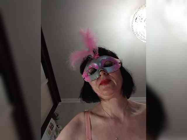 Lilya18 webcam