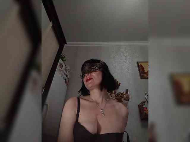 Lilya18 webcam