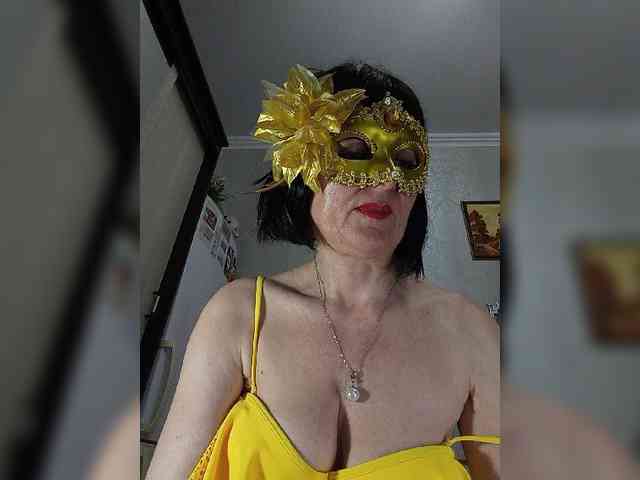 Lilya18 webcam