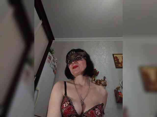 Lilya18 webcam