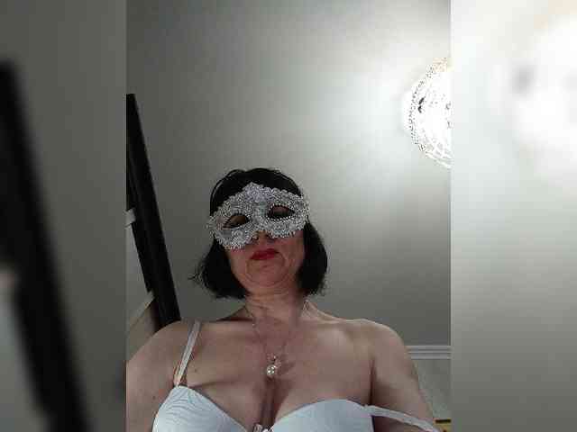 Lilya18 webcam
