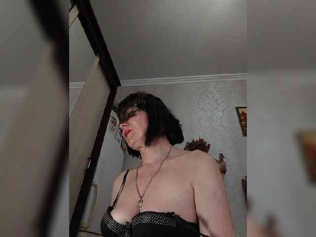 Lilya18 webcam
